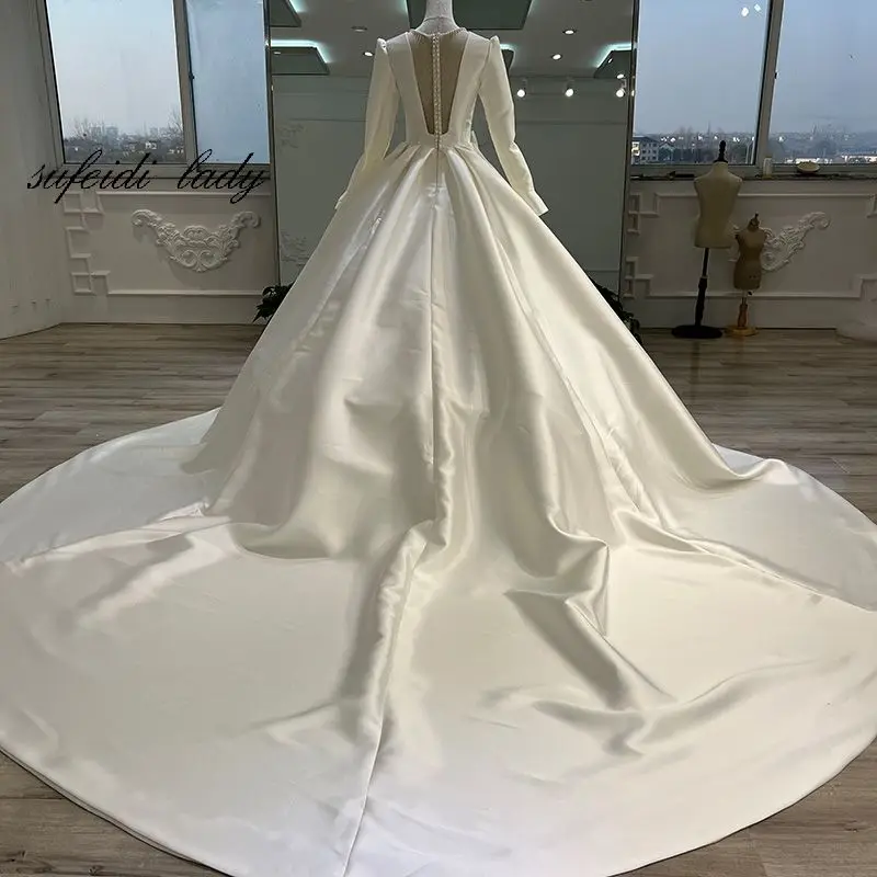 White V-Neck Ball Gown Long Sleeves Satin Wedding Dress For Women 2022 Back With Pearls Custom Made