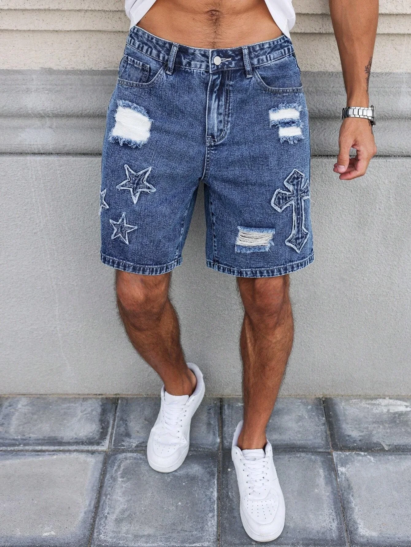 

Men's blue embroidered ripped straight-leg casual denim shorts, suitable for spring and summer