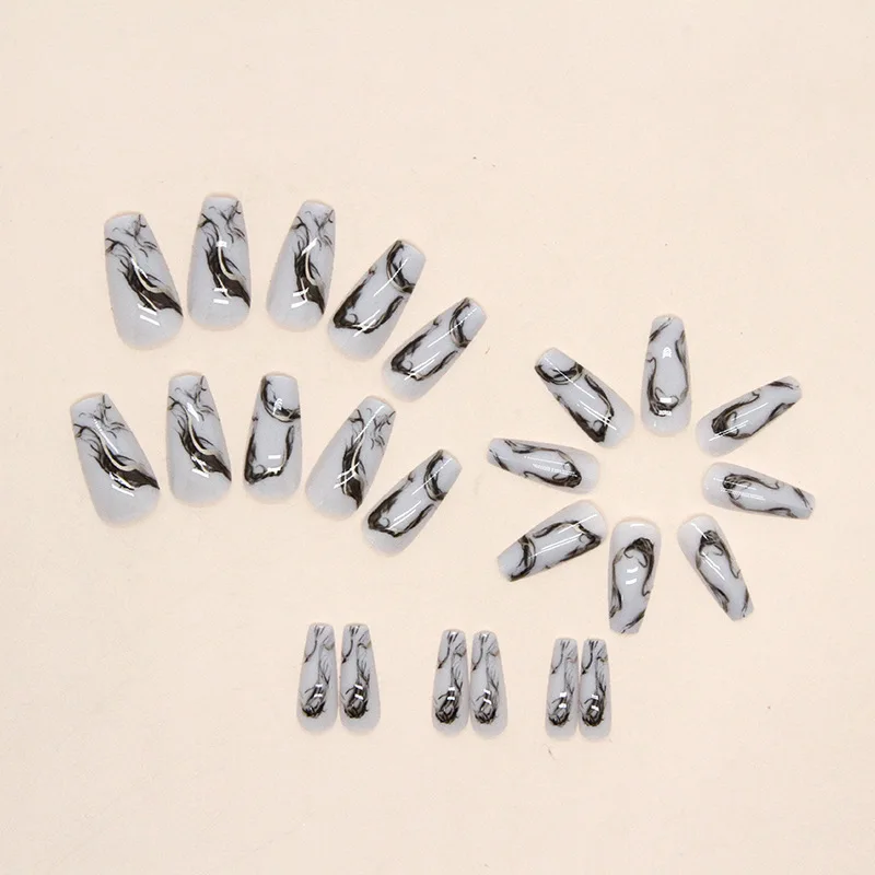 24 Stück mittellange Ballett-Nagelspitzen, schwarze Tinte, chinesischer Stil, Nagelkunst, Herbst, quadratisch, künstliche Nägel, wiederverwendbar, selbstklebend, zum Aufdrücken der Nägel