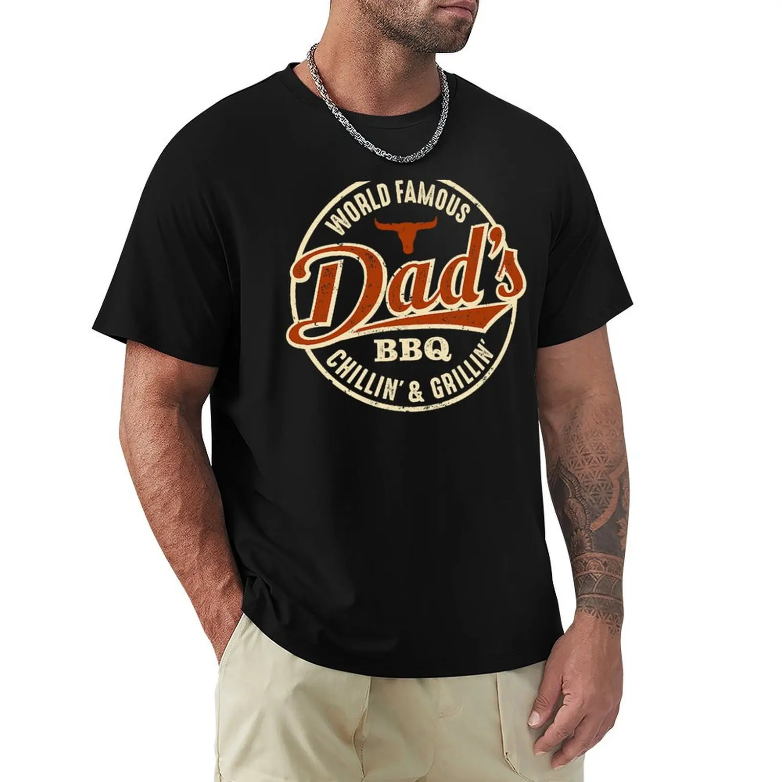 Mens Dad's BBQ Chilling and Grilling Vintage T-Shirt Soft Cotton Print T-Shirt