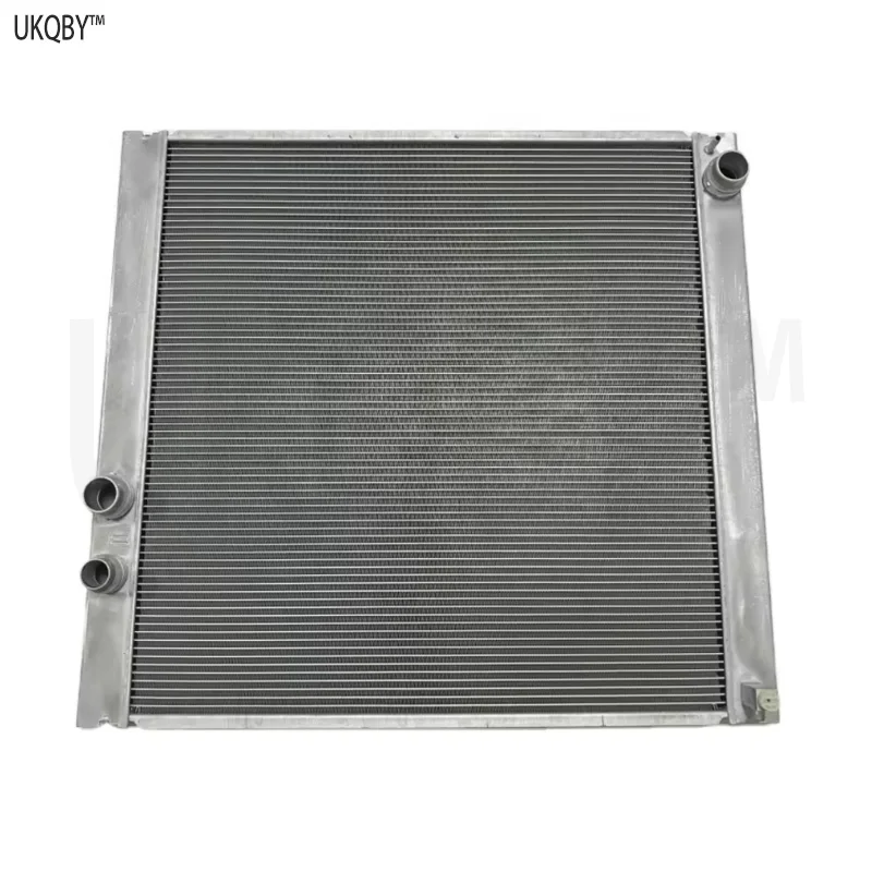 

Ra ng e Ro ve r 2002-2009 PCC500670 radiator assembly