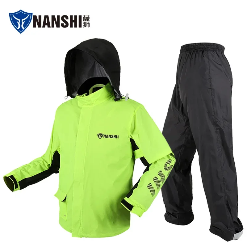 

Motorcycle Raincoat Suit Men Outdoor Waterproof impermeable moto Ultrathin Rain Coat Split Set Reflective rainstorm raincoat