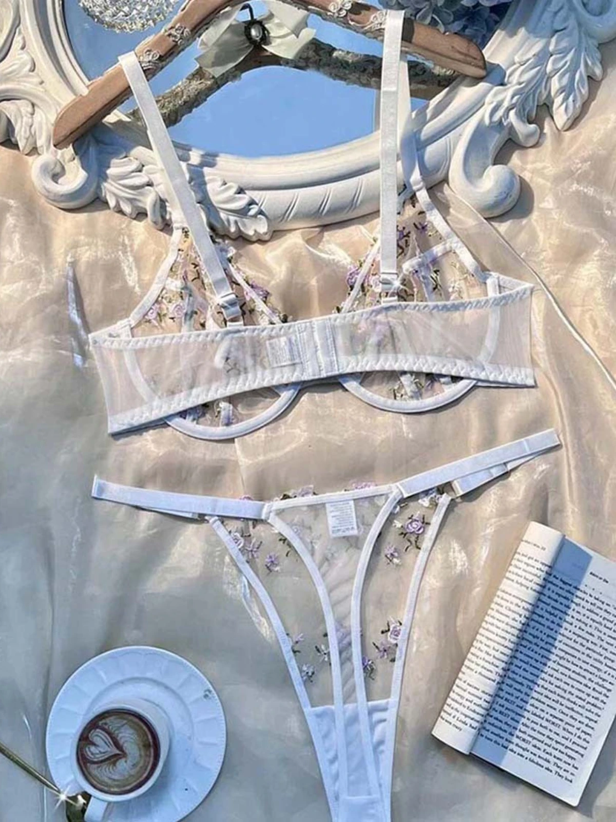 SsTss Sexy 2-delige bh-sets Dames Ultradunne doorzichtige mesh-lingerieset Mooie bloemenborduurwerk Transparant ondergoed