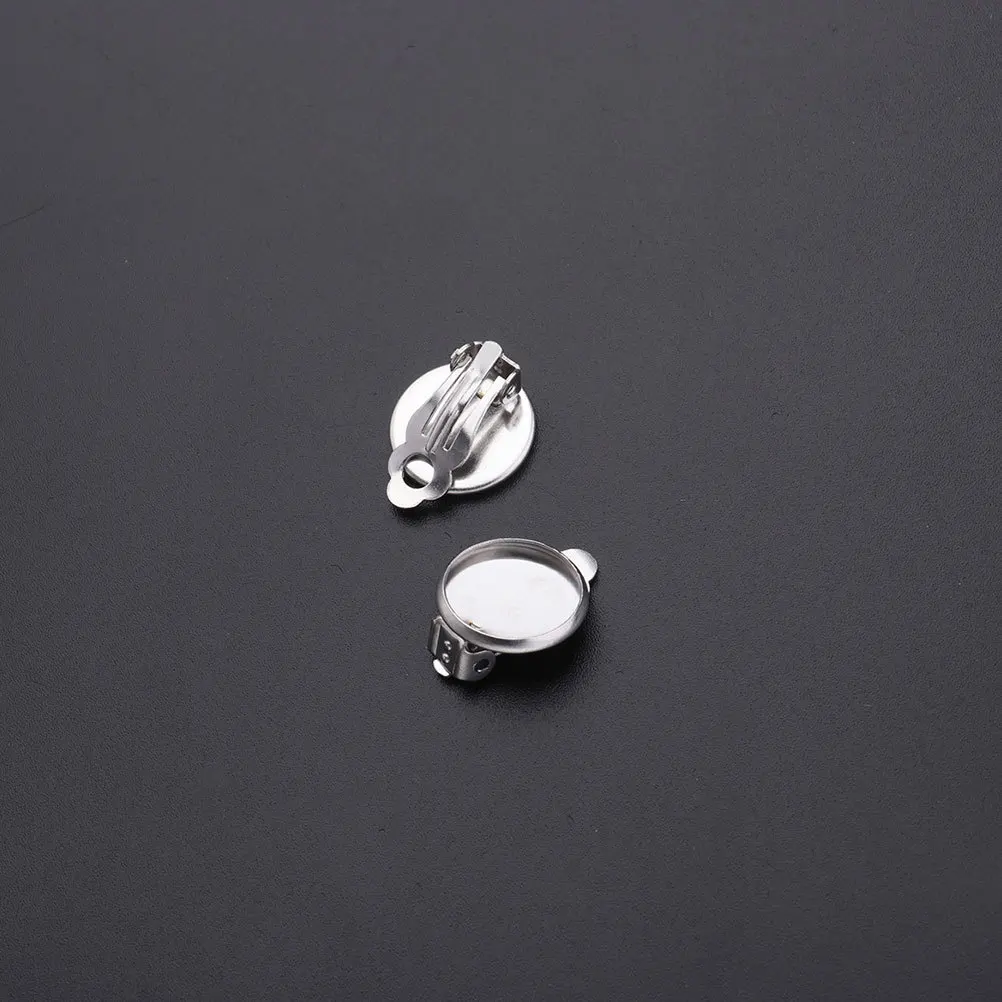 

20Pcs Ear Clip Accessories DIY Ear Clips Tray for Birthday Party Graduation Delicate Earrings Accessories DIY Jewelry
