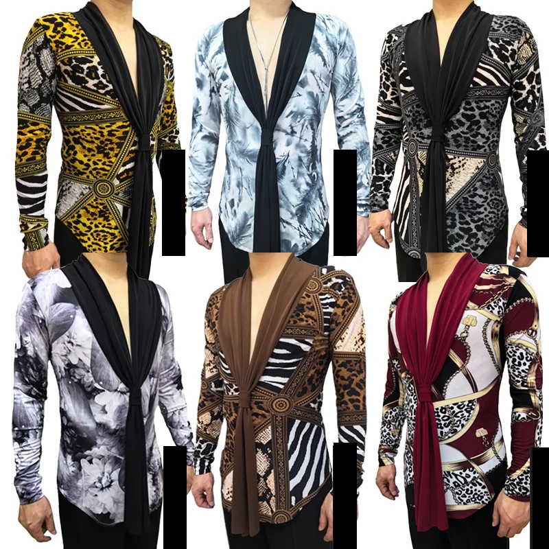 

Мужской костюм для латинских танцев, цветная тренировочная одежда с v-образным вырезом, танцевальная одежда для взрослых, тренировочная верхняя одежда для выступлений, настраиваемая VBH883