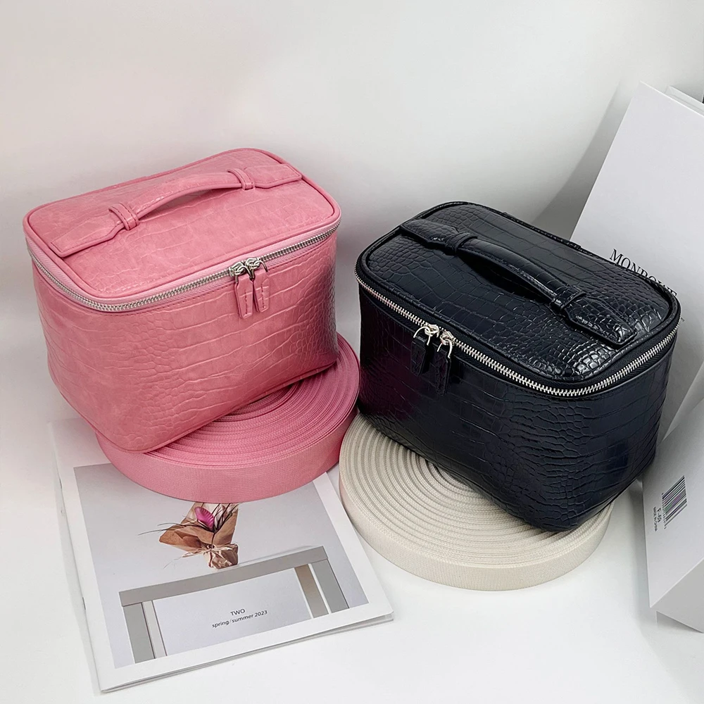 Customized Name 'Crocodile Pattern' Leather Portable Large-Capacity Multi-Zone Storage Makeup Bag Storage Bag