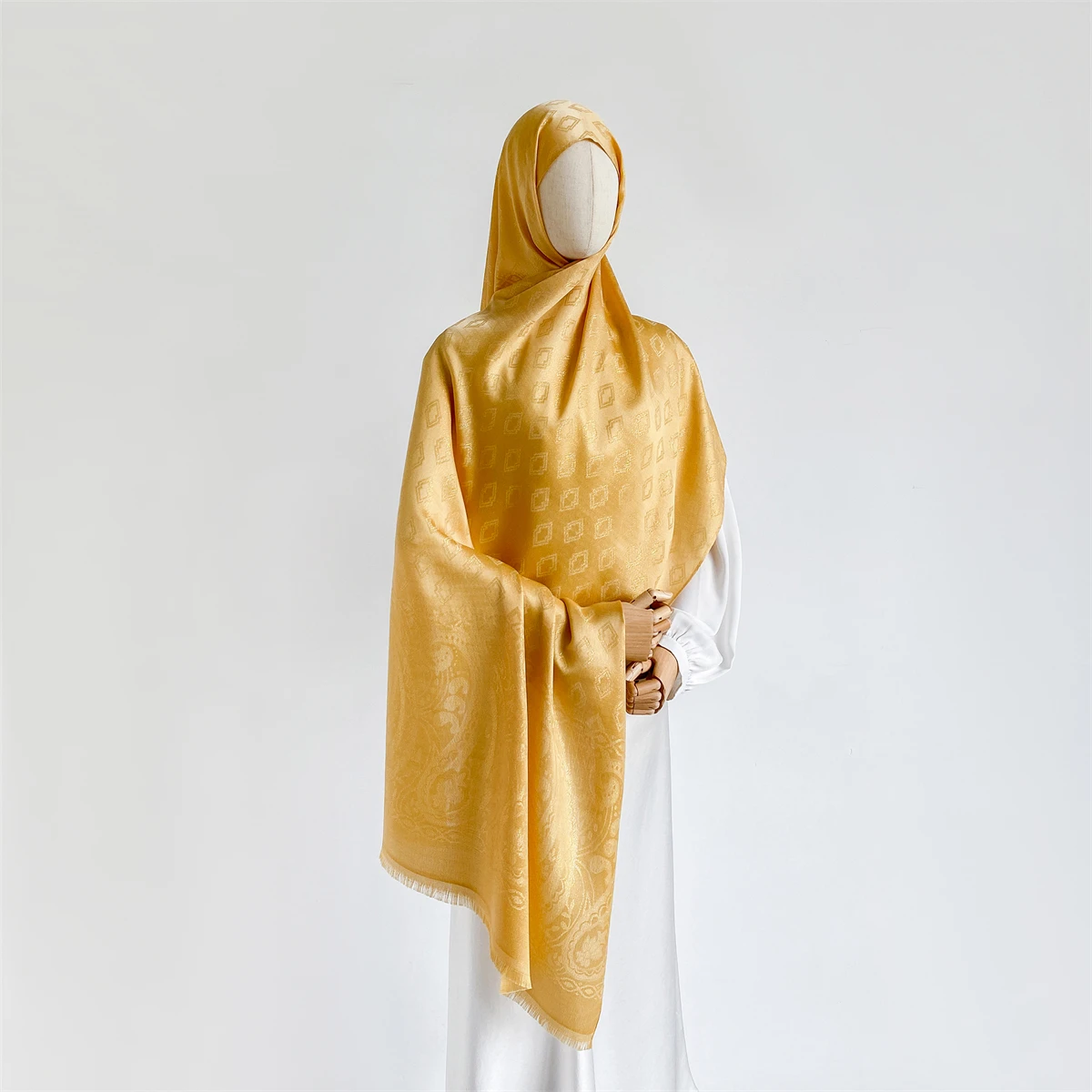 

2025 Fashion 70x180cm Women Muslim Hijab Jacquard Scarf Lady Ramadan Wraps Shawls Tassel Headband Islamic Scarves