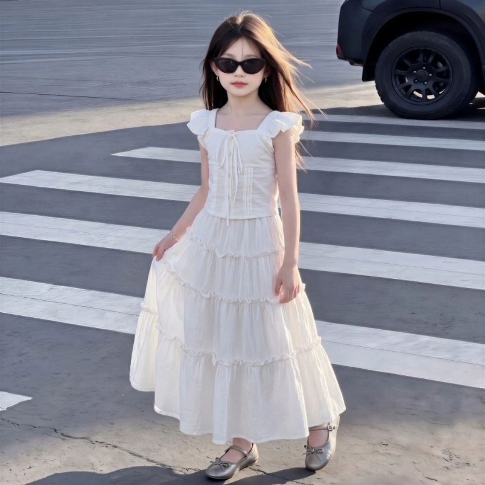 2026 new fashion girls' white princess dress, big girls' French cotton lace up top, half skirt two-piece set