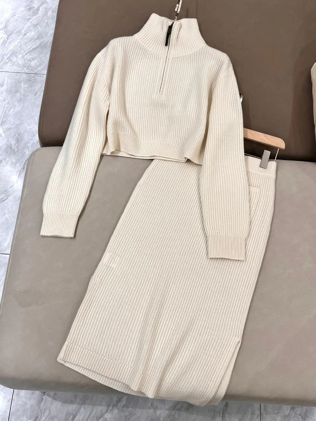 Autumn Winter Women Knitted Set Beaded Zipper Turtleneck Long Sleeve Sweater or A-Line Elastic Waist Midi Skirt Loose Suit