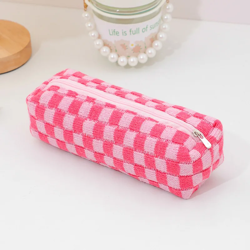 Checkered Makeup Bag,Travel Toiletry Bag Cute Makeup Brushes Bag Cosmetic Bags for Women Zipper Makeup Bags for Purse