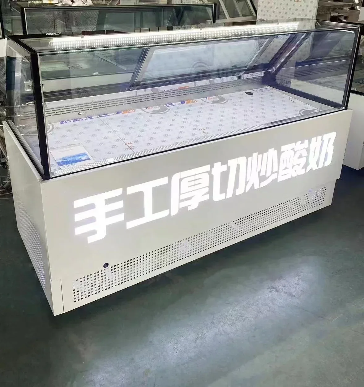 

LHY26 ssss 26 Ice Cream Display Case Italian Ice Cream Thick Cut Fried Yogurt Air Cooling Frostless minus 25 °