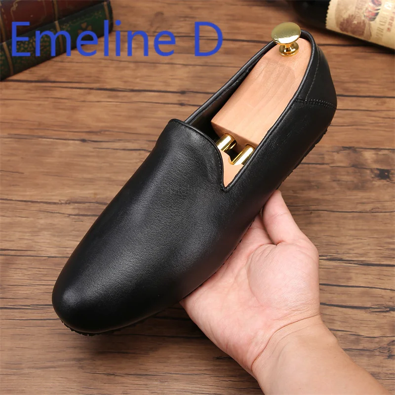 

Men's Genuine Leather Loafers Simple Black Soft Leather Sleeves Breathable and Non Slip Rubber Soft Soled Casual Flat Shoes