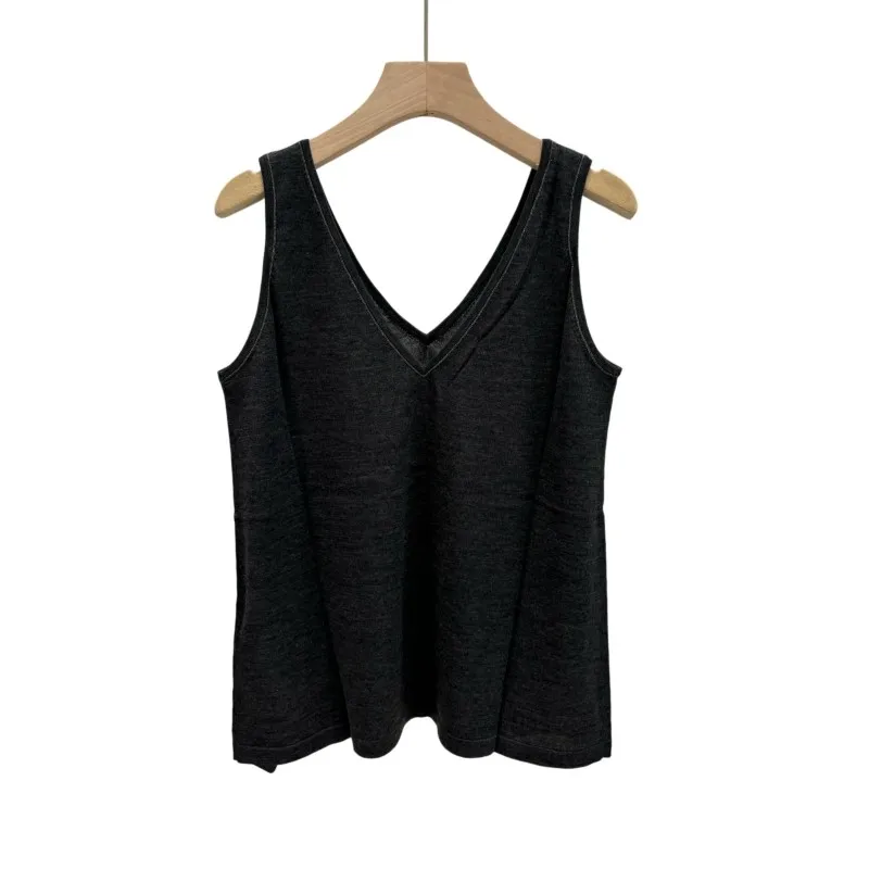 

Beautiful High Street Comfort Trend Simple Graceful Warmth and Comfort: Women’s Winter Vest Jacket for All Day Wear AF1906