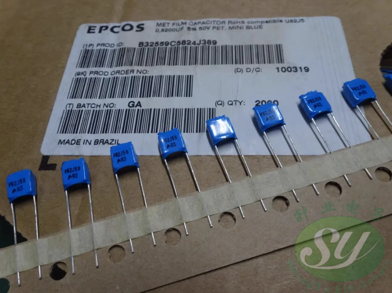 

10PCS EPCOS 0.82uf/50v 820nf u82 824 New 5MM laminated cake capacitor B32559C5824J