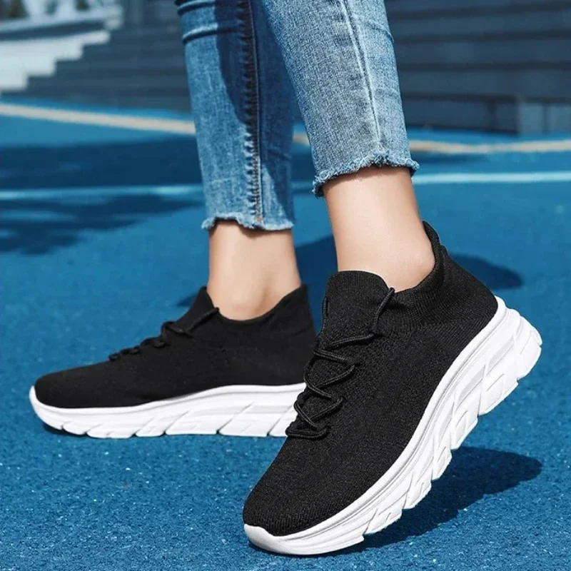 

Knit Sneakers Men Women Breathable Socks Sneakers Summer Platform Trainers Non Slip Outdoor Men's Sport Shoes Large Size 48