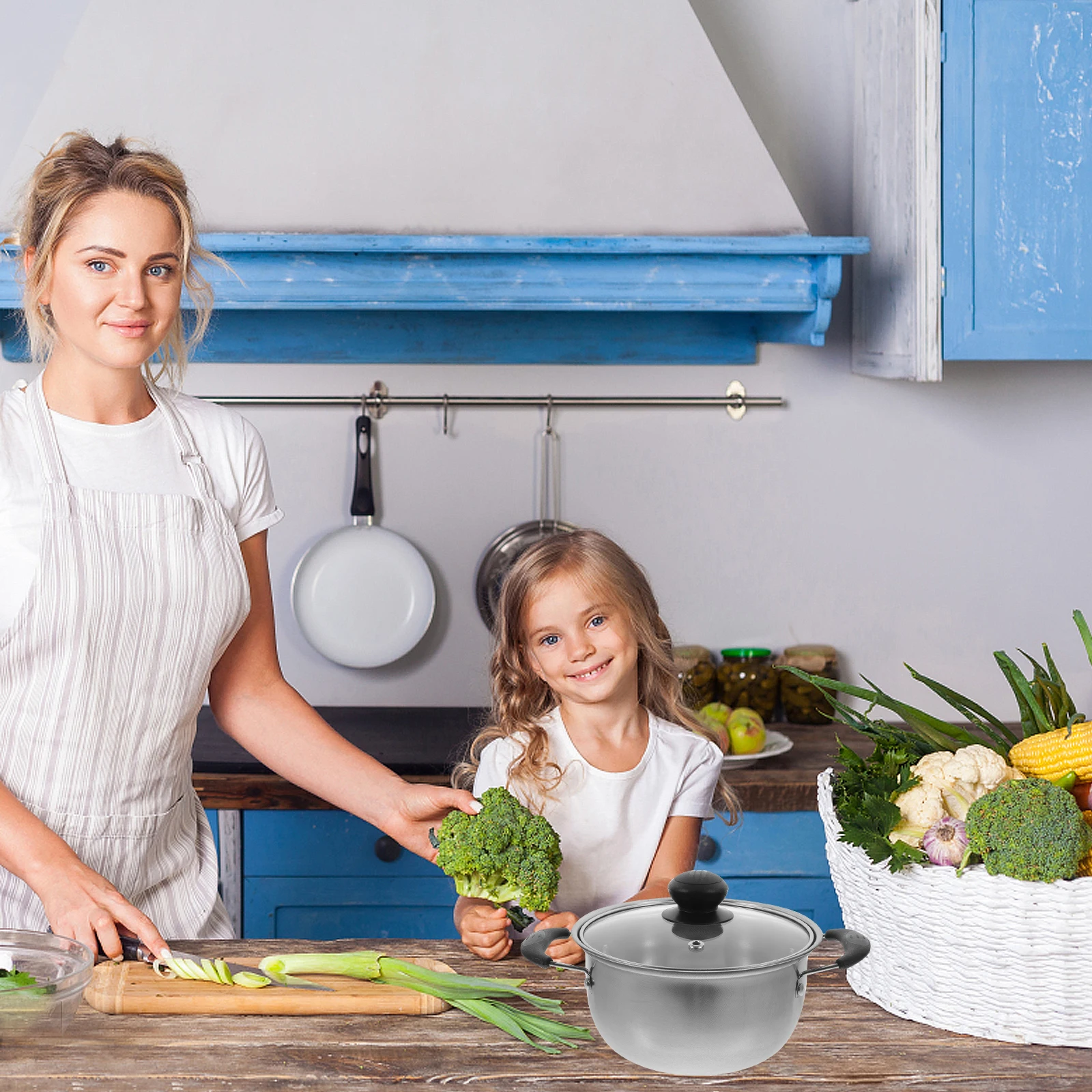 

Practical Pot Stainless Steel Soup Cooker for Home Kitchen Slow Cooking Stockpot with Lid Noodle Milk Pasta Sauce Making Utensil