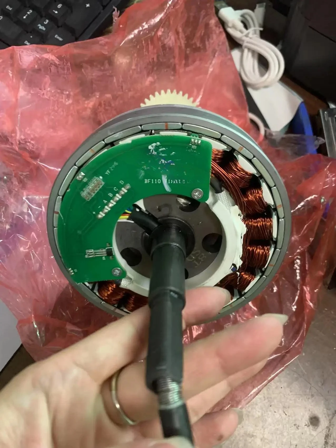 

Eight square drive motor G020 before and after the original hub motors after-sale repair parts of machine core components