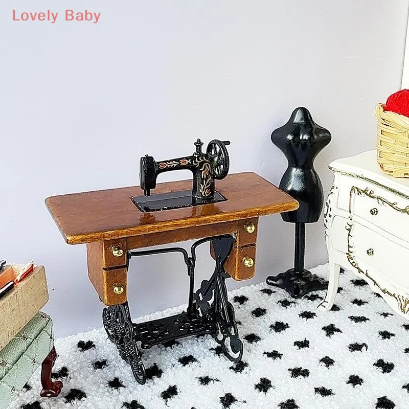 【BS】1Pcs 1:12 Mini Simulation Furniture Sewing Machine Home Decor Dollhouse Miniature Sewing Machine Model DIY Accessories