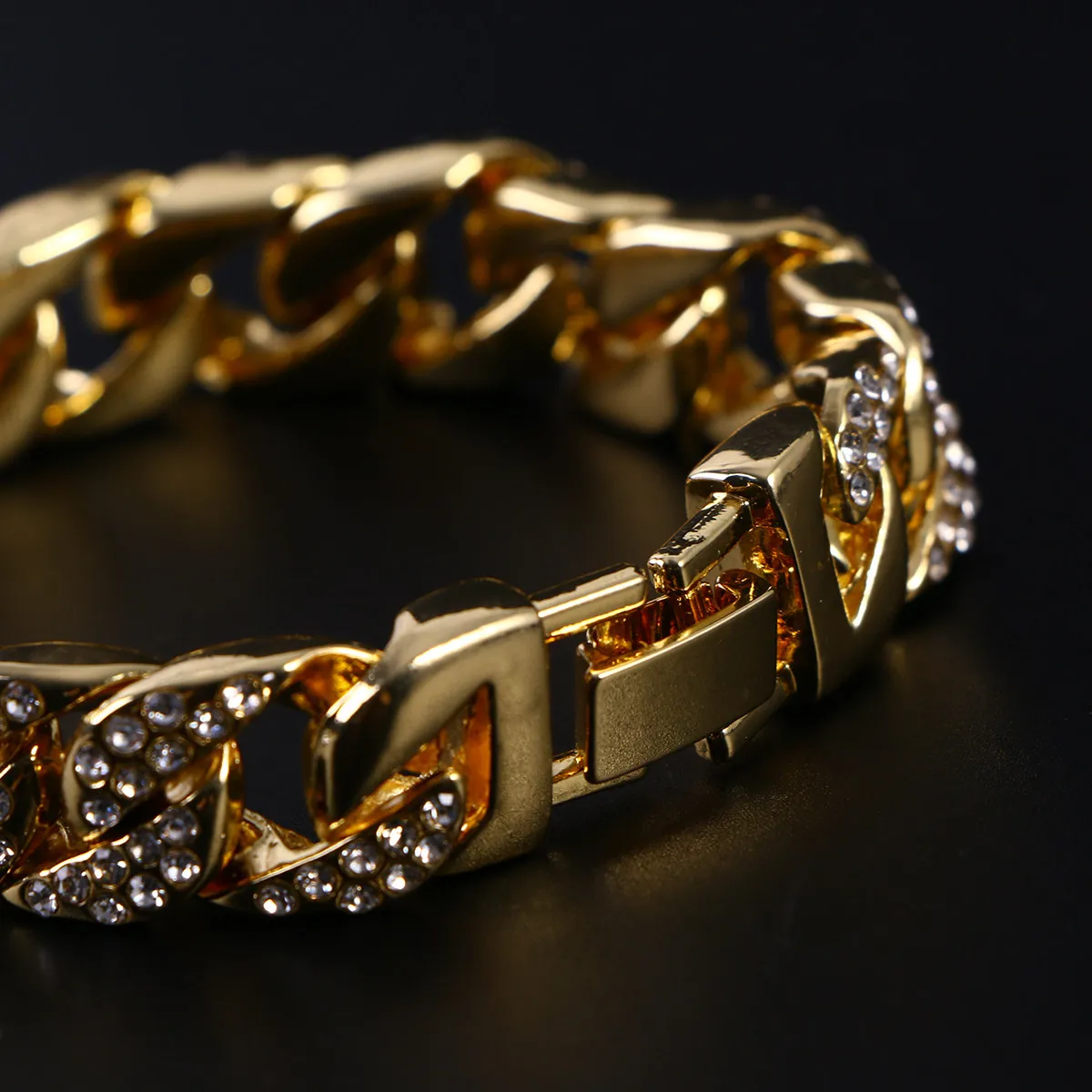 Gold Plated Cuban Bracelet for Men Alloy Hip Hop Jewelry Rhinestone Crystal Pendant Chic Stylish Dancer Singer Accessory 20 Cm