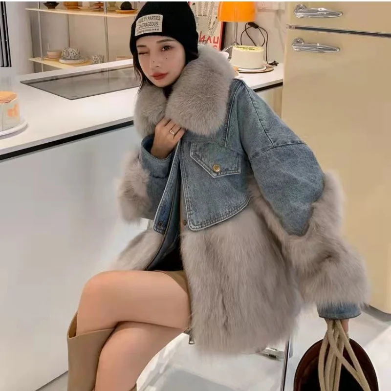 2024 New Imitation Fox Fur Patchwork Fur Coat Korean Version Casual Big Fur Collar Thickened Denim Pie Overcome