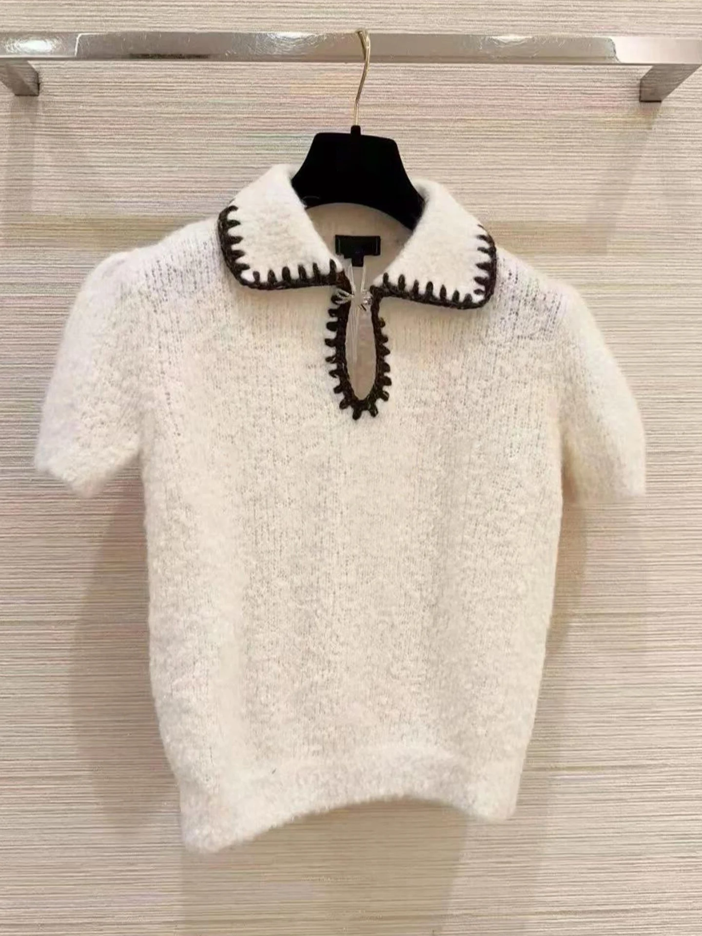 

Вязаный свитер для ранней весны, мягкий, с ажурным узором, короткий рукав, женская базовая кофта, маленький размер, элегантный дизайн