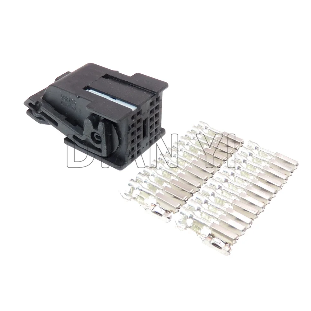 

1 комплект, 24-контактная автомобильная розетка переменного тока малой мощности, незапечатанная сменная вилка 967285 -1 Высококачественный черный автомобильный разъем