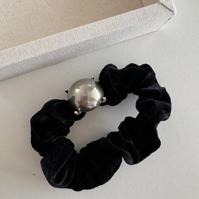 Pearl Black Velvet Intestine Ring Exquisite Bright Beads French Head Rope Retro Temperament Hair Ring Rubber Band Headdress