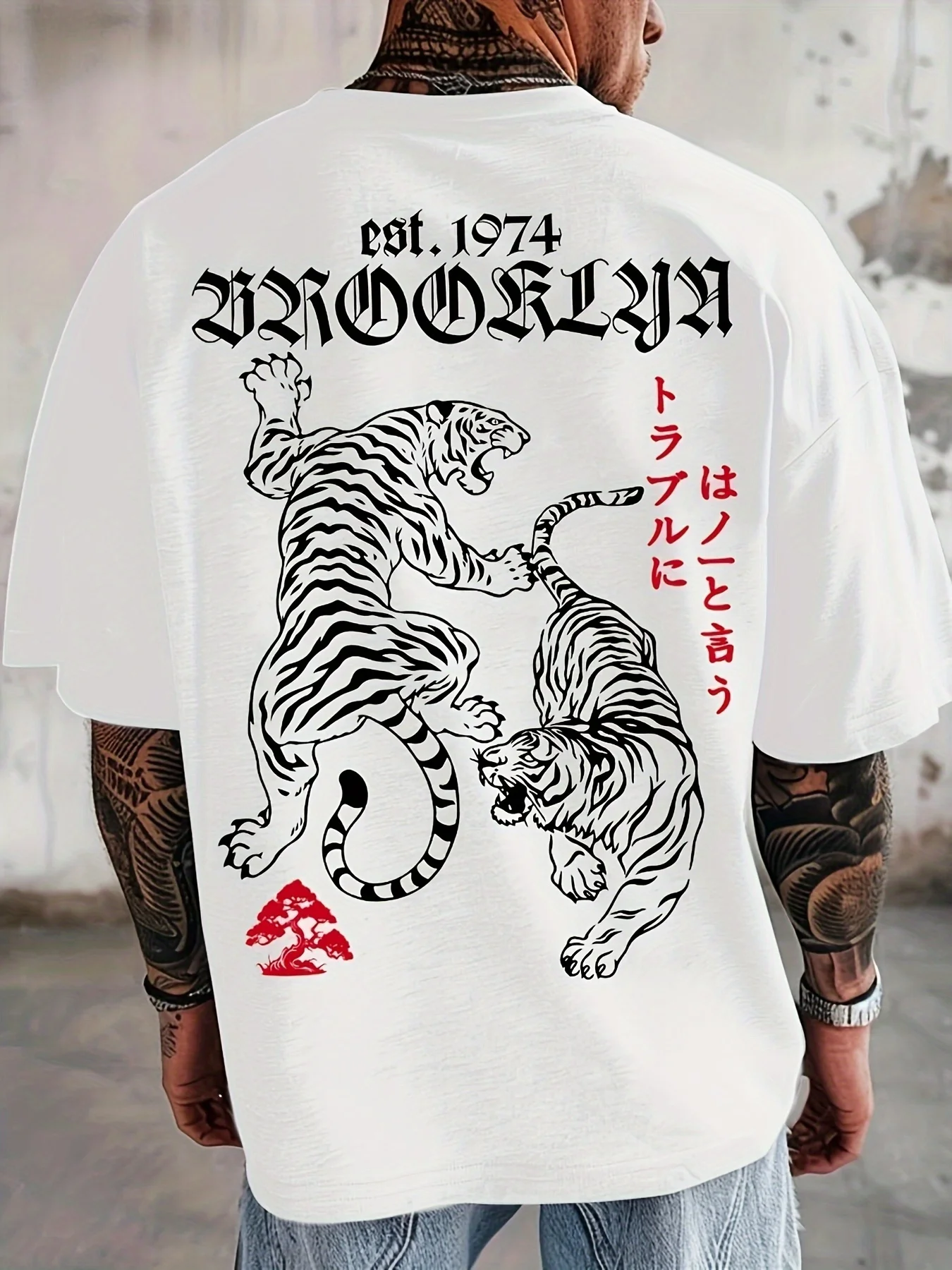 Men's Casual T-shirt with Tiger Pattern Print, Comfortable and Breathable, Suitable for Both Home and Household Use