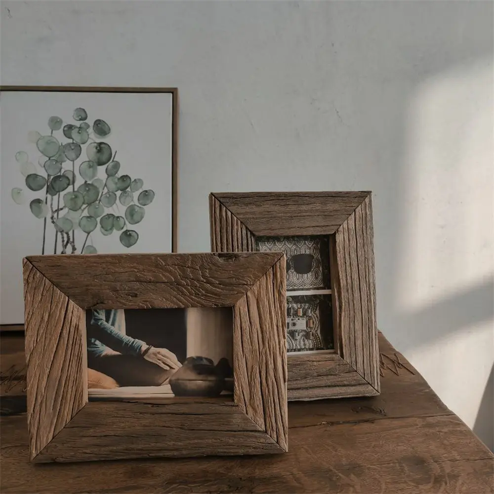 إطار صور من الخشب الصلب مربوط بالتجوية في الولايات المتحدة الأمريكية ، سطح مكتب عتيق ، لسان وتنقر ، إطار صورة سجل فني #3