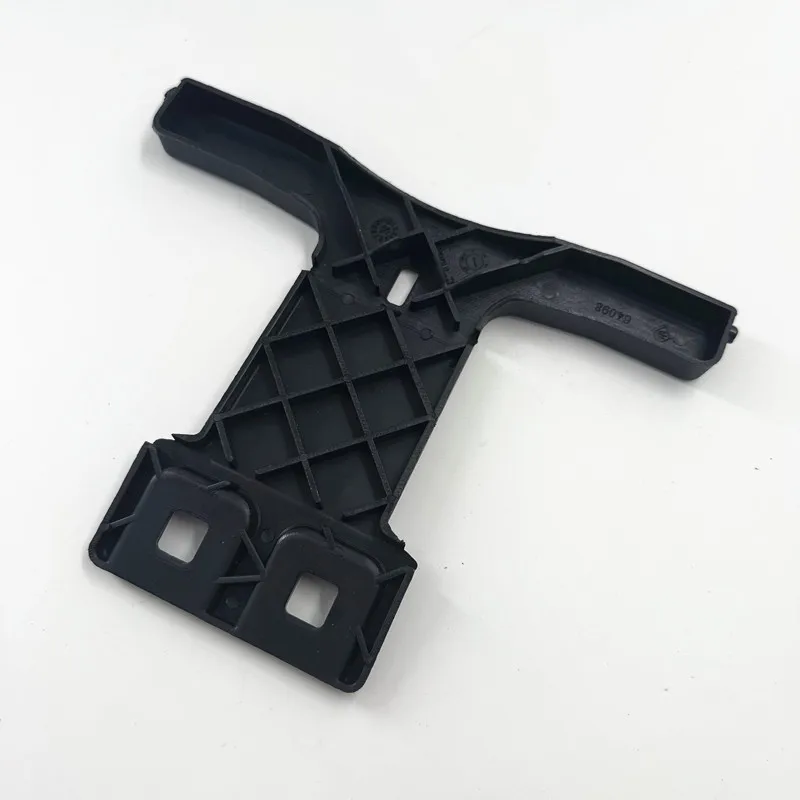 Brand New Radiator Grill Bumper Support Bracket Retainer for Mercedes-Benz C-Class W204 2008-2011 2048850136 view 5