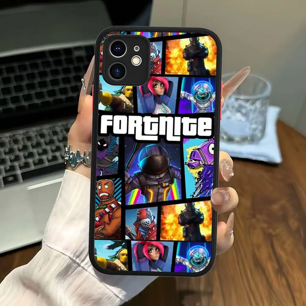 Etui na telefon Cartoon B-Battle-R-Royales-F-FortniteS do iPhone 16 15 14 11 12 13 Pro Max X XS, półprzezroczyste, matowe.