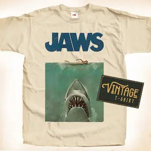 ジョーズ-ナチュラルヴィンテージコットンムービーTシャツ、ホラーTシャツ、ベージュ、すべてのサイズ、v1