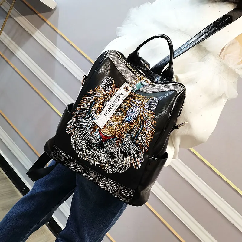 Imagem -02 - Mochilas de Couro Real para Mulheres Mochila Tigre Face Rhinestone Marca de Luxo Ano 2023