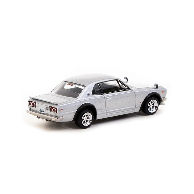 TW In Stock 1:64 Tokyo Salon Skyline 2000 GTR KPGC10 Ivory White Diecast Diorama Car Model Collection Toys Tarmac Works