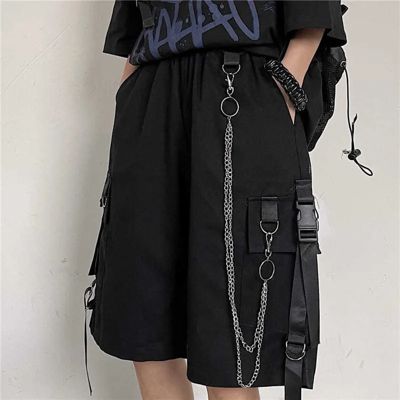 Emo Cargo Shorts Women Summer Beach Shorts with Chain Black Hip Hop Streetwear Casual Female Sportswear Alt Pants Aesthetic