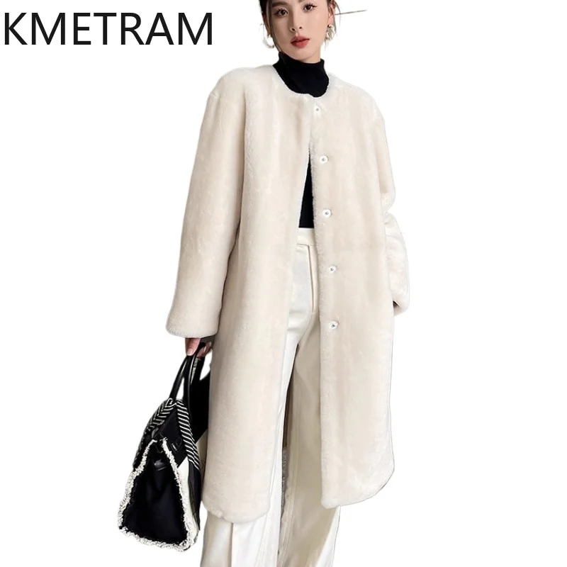 سترة من صوف ميرينو الطبيعي لعام 100% من جلد الغنم مزدوجة الوجه معطف نسائي فاخر مستقيم من الفرو الحقيقي ملابس شتوية للنساء 2025