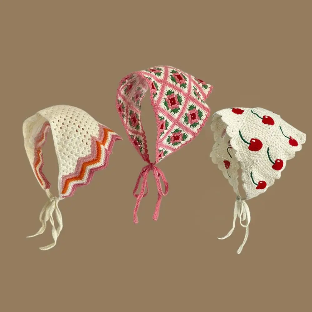 

Retro Knitted Triangle Headband Crochet French Pastoral Style Girl Flower Headscarf Hollow Handmade Beach Vacation Headkerchief