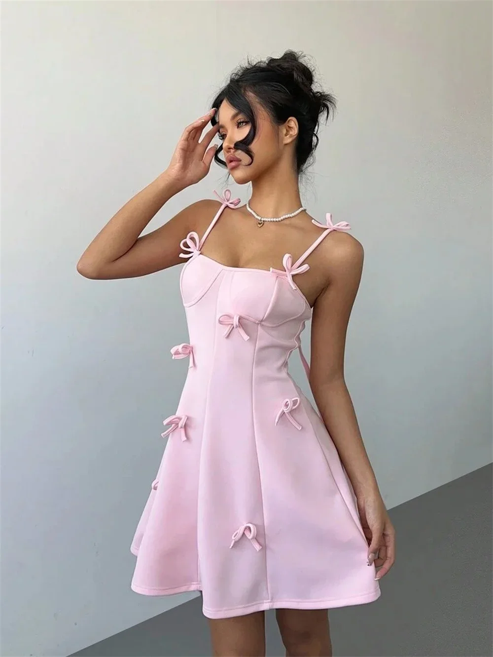 ローブソワレ レディースイブニングドレス 女性用ブライズメイドドレス 昼夜兼用パーティープロムドレス 2025 ボールガウン カスタムメイド