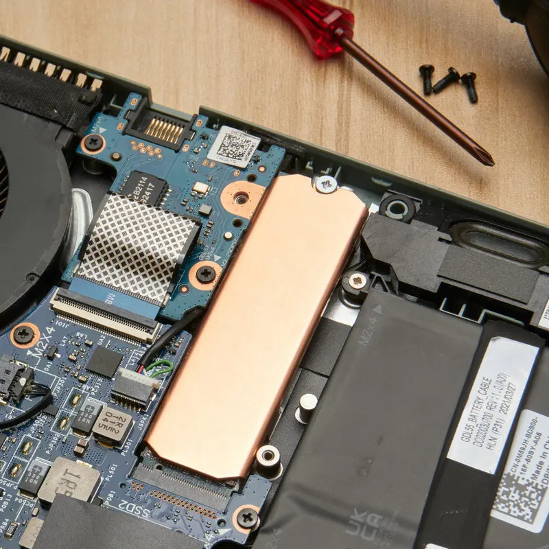 Solid State Disk Cooler Copper Lightweight Hard Disk Heat Sink 0.5mm 401W Antioxidant Set  for M.2 2242 2280 NVMe SSD