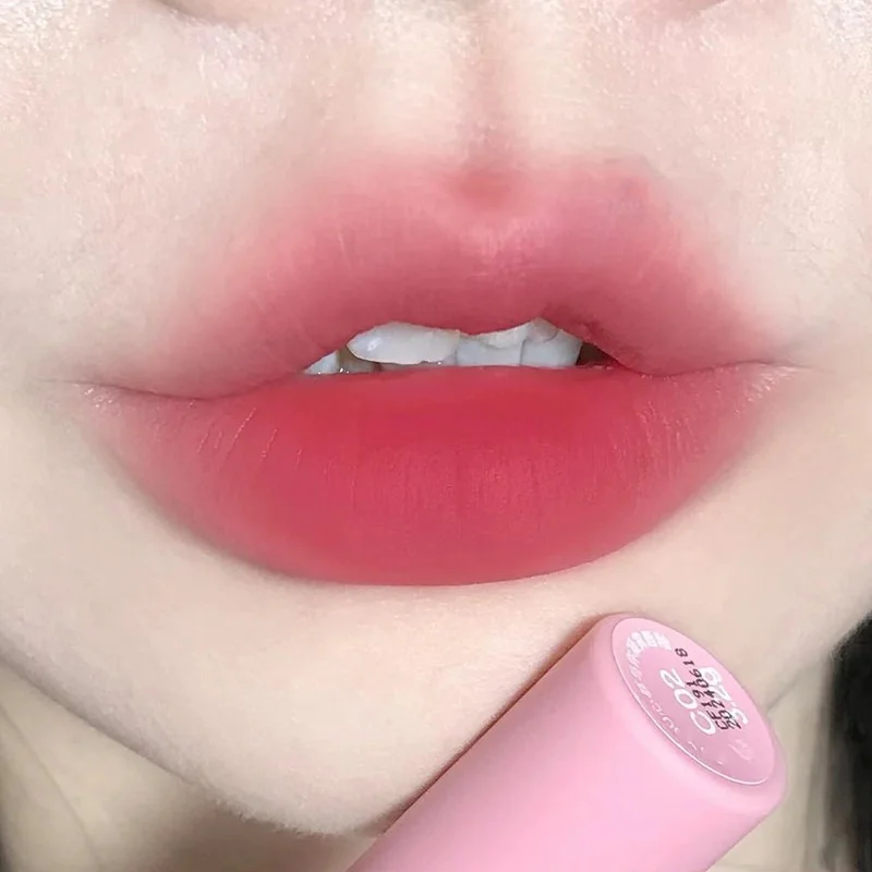 Lipstick Colorful Red Velvet Lipstick Waterproof Lipstick Matte Lipstick Brilliant Light Lip Gloss Rich Color Rendering Velvet