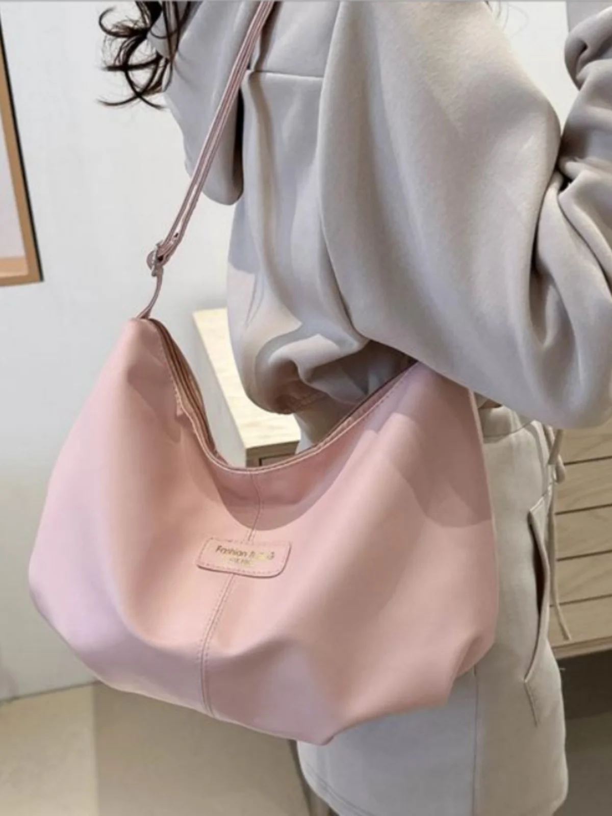 Casual Large Capacity Student Women's Tote Bag Fashionable Korean Version Single Shoulder Slant Cross Bag Soft PU Leather