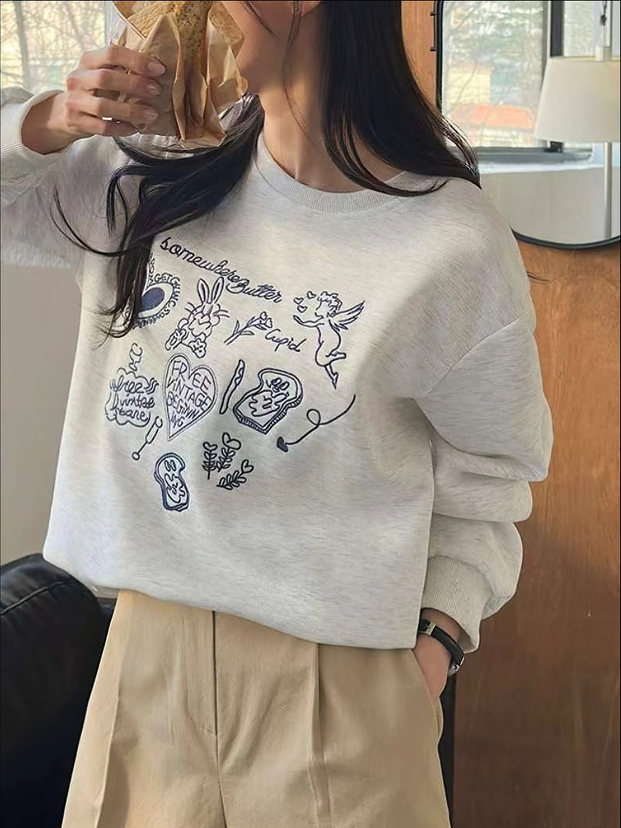 Women Casual Long Sleeve Pullover Top Fashion Lightgrey Heart Embroidery Rabbit Design Top Lady Loose Hoodies Streetwears 2026