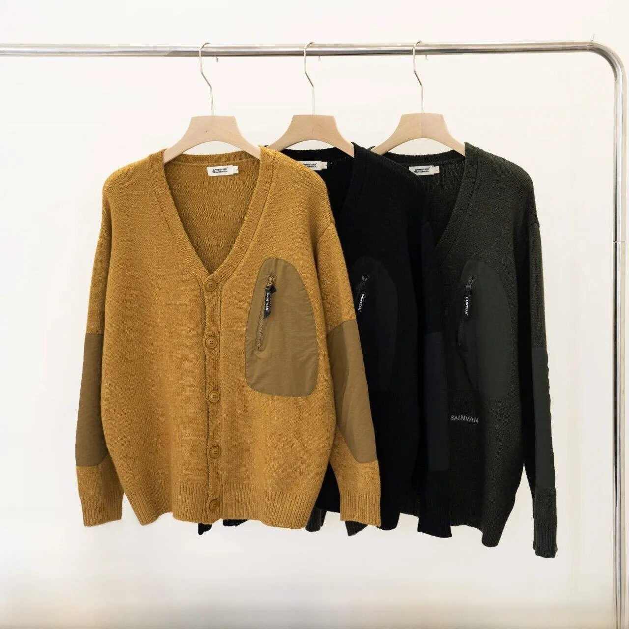 

Мужской повседневный вязаный свитер с V-образным вырезом, осенне-зимний, модный, дышащий, с длинными рукавами, на молнии, с декоративными элементами, плотной текстуры