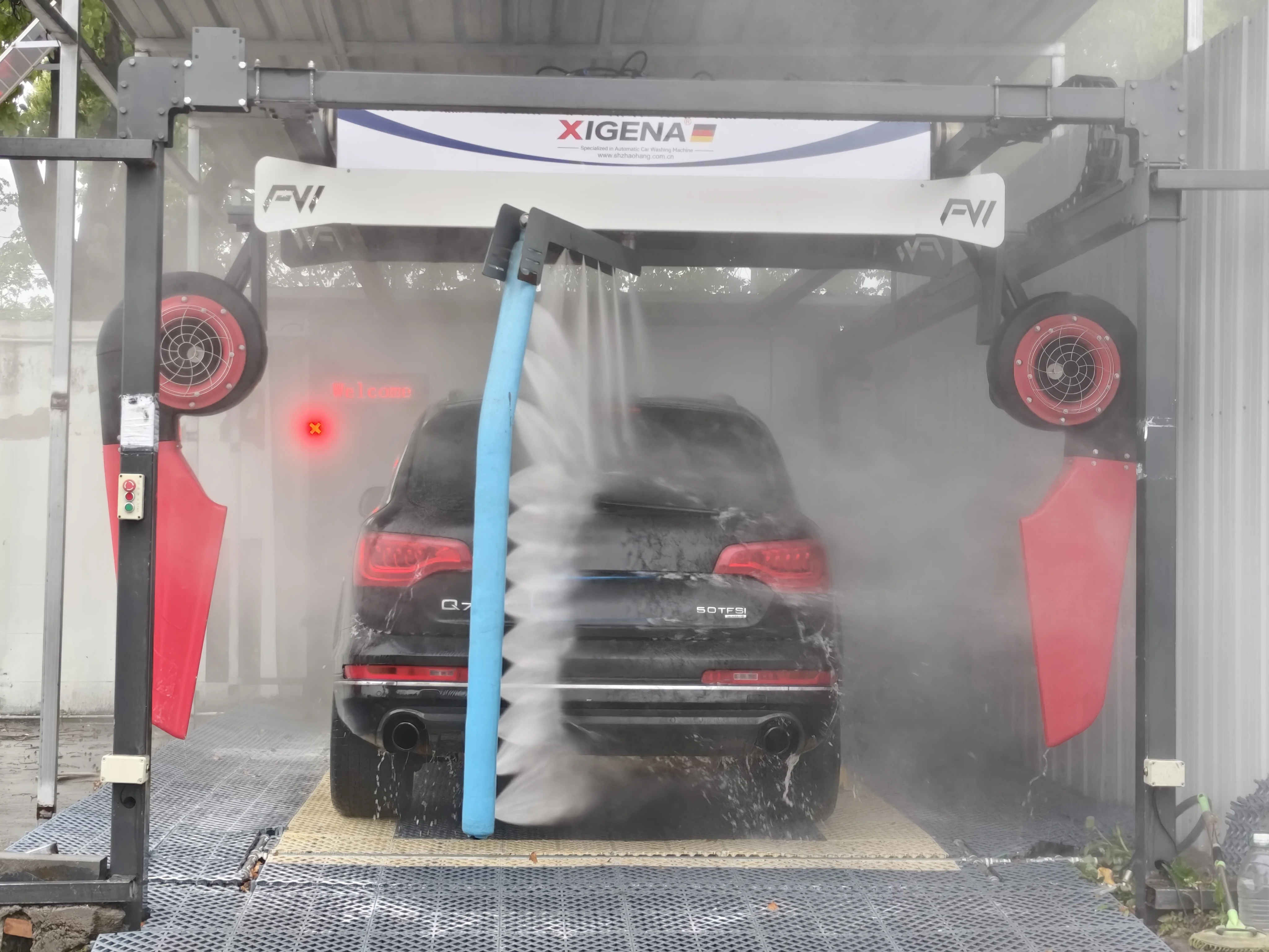 Factory Wholesale Customized Language Voltage LOGO 100% Blow Dry Cbk Car Wash Machine For Paper Money Swipe Card Payment
