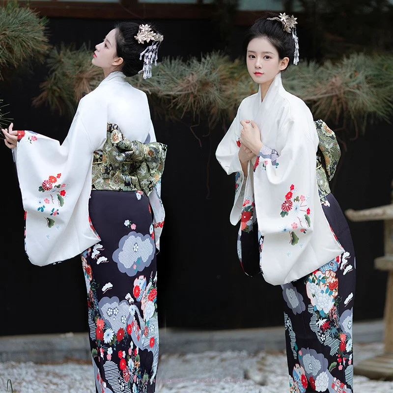 

Традиционное японское кимоно для женщин, летний костюм для фотосессий, молодежный элегантный наряд