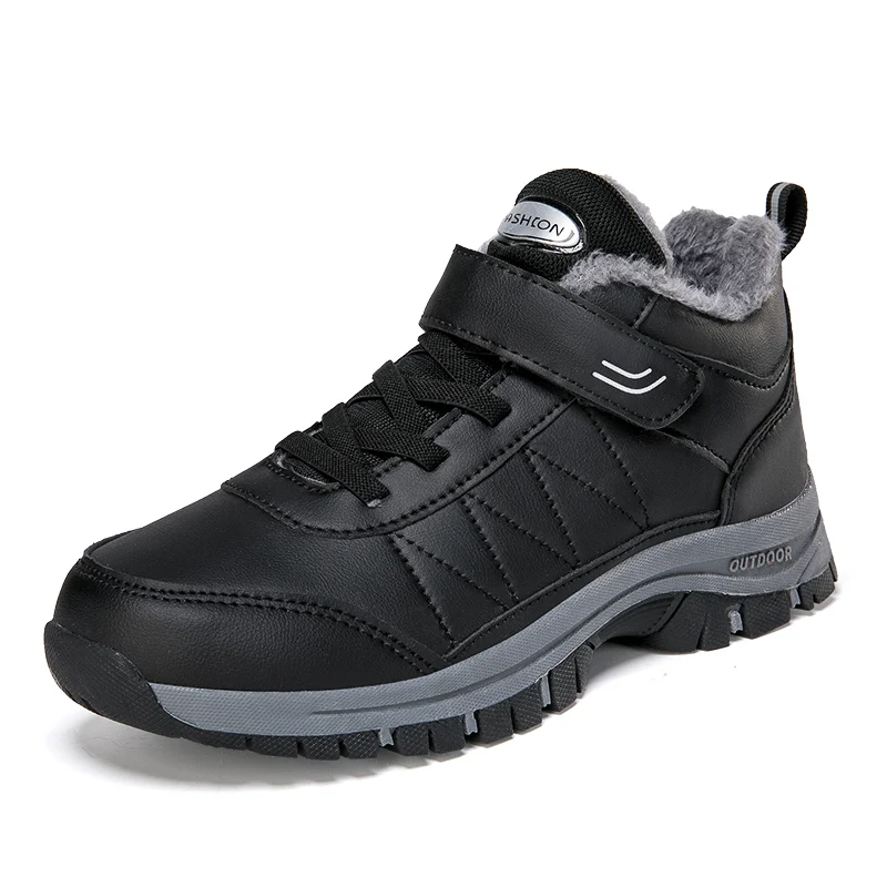 

Winter leather snow boots with plush and thickened insulation, suitable for outdoor sports.