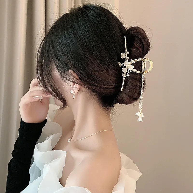 

Новий жіночий старовинний стиль Tassel Hair Grip Back Head Spoon Coiled Hair Clip Grip Clip Fashion Ponytail Braid Hair Accessories