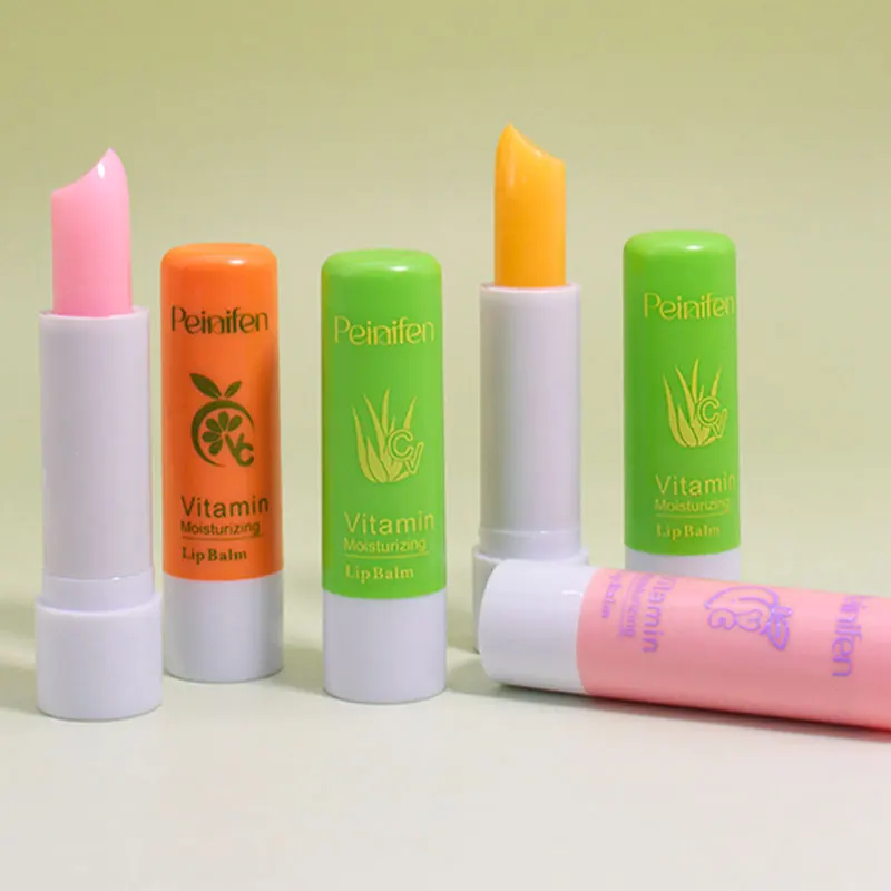 Three piece warm and moisturizing lipstick set, lasting moisturizing, non smudging, smooth and colored lipstick