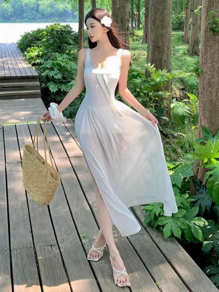 

Korean Women's White Patchwork Lace V Neck Elegant Sexy Slip Dress Summer Sleeveless High Waist Backless Pleated Long Dress Chic