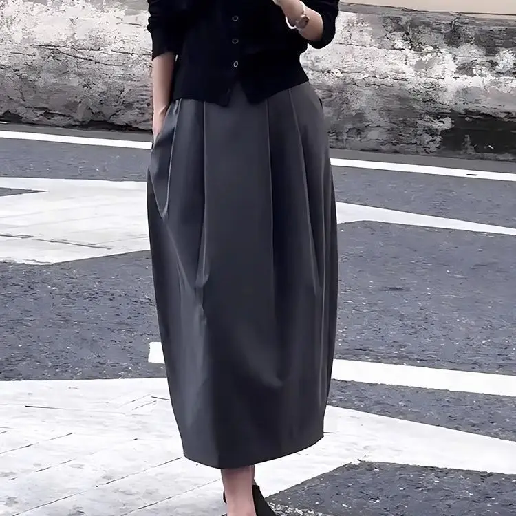 

Gray Flower Bud Skirt for Women Autumn and Winter New High-waist Slimming Rear Slit Pleated Fashionable Mid-length Skirt